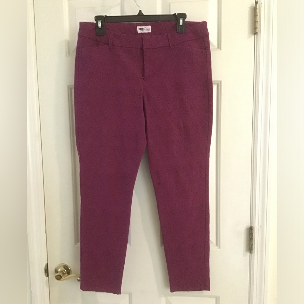 Old Navy Pixie pants